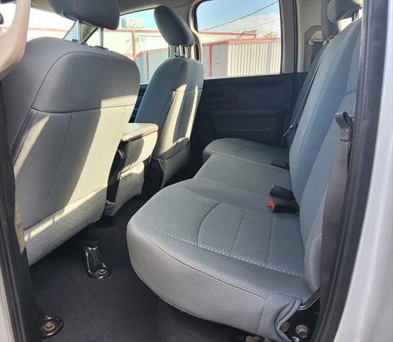 2019 Ram 1500 Classic Express Quad Cab 4x4 6'4" Box