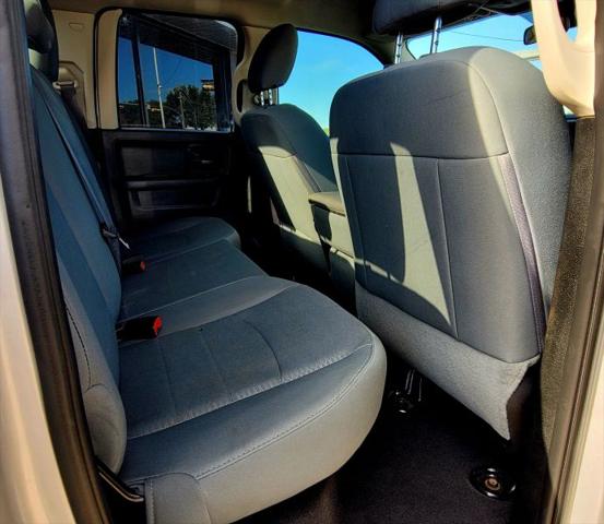 2019 Ram 1500 Classic Express Quad Cab 4x4 6'4" Box