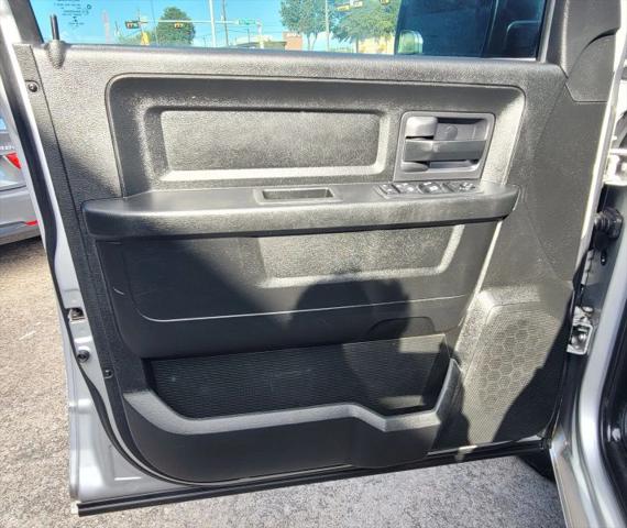 2019 Ram 1500 Classic Express Quad Cab 4x4 6'4" Box