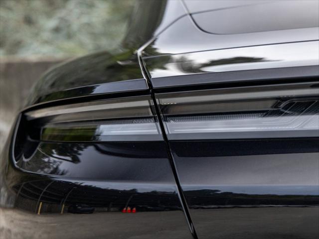 2025 Porsche Taycan 4S