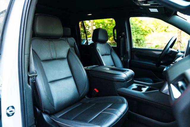 2024 Chevrolet Suburban 2WD RST