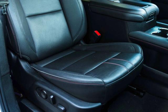 2024 Chevrolet Suburban 2WD RST