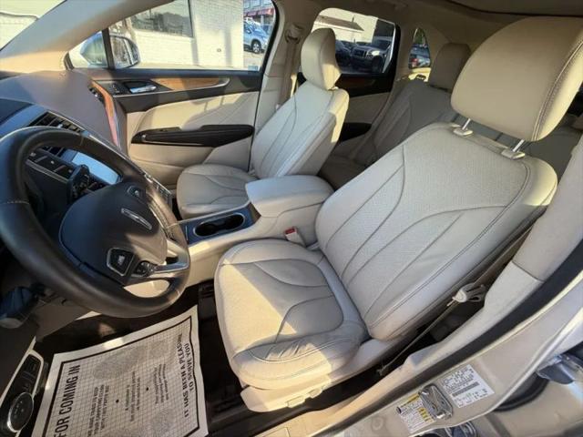 2015 Lincoln MKC Base