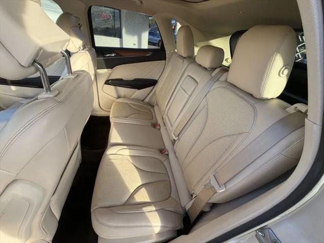 2015 Lincoln MKC Base