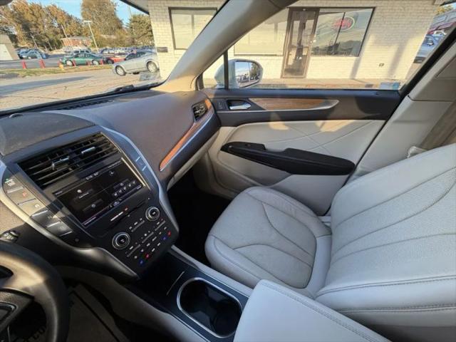 2015 Lincoln MKC Base