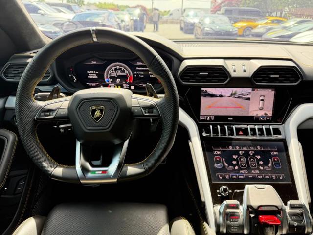 2020 Lamborghini Urus Base