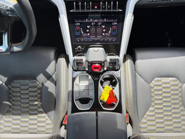 2020 Lamborghini Urus Base