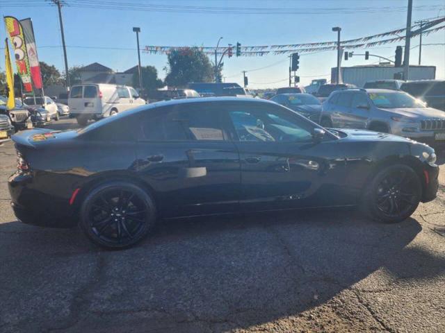 2018 Dodge Charger SXT RWD