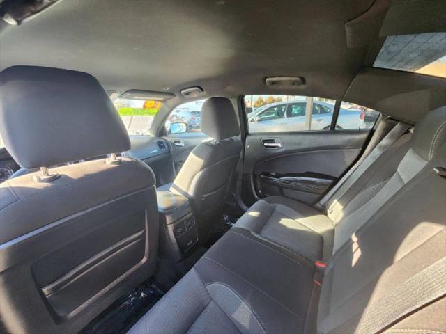 2018 Dodge Charger SXT RWD