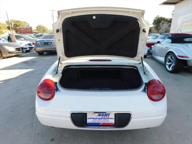 2002 Ford Thunderbird Base