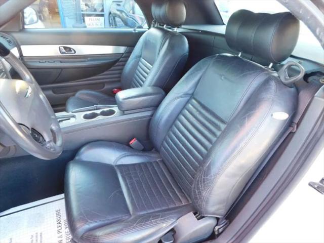 2002 Ford Thunderbird Base