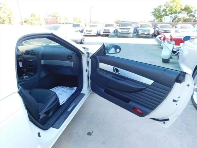 2002 Ford Thunderbird Base