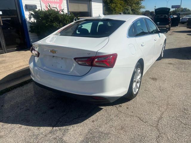 2022 Chevrolet Malibu FWD LT