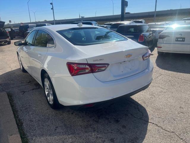 2022 Chevrolet Malibu FWD LT