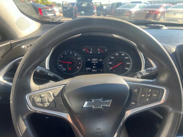 2022 Chevrolet Malibu FWD LT