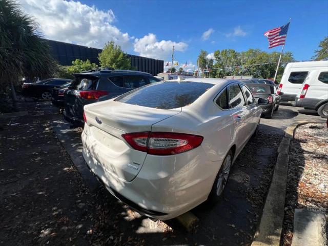 2016 Ford Fusion SE