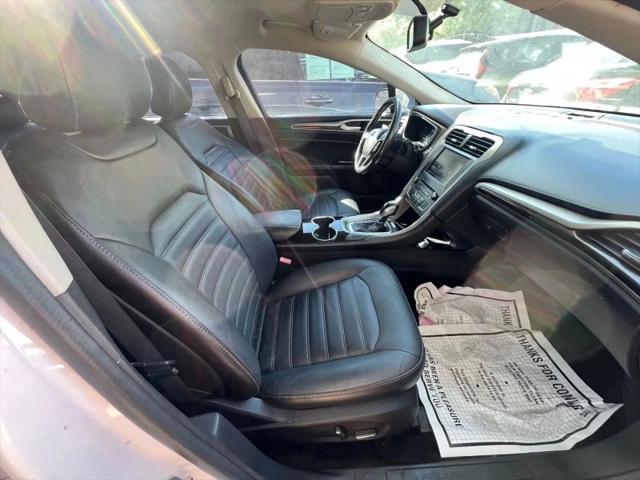 2016 Ford Fusion SE
