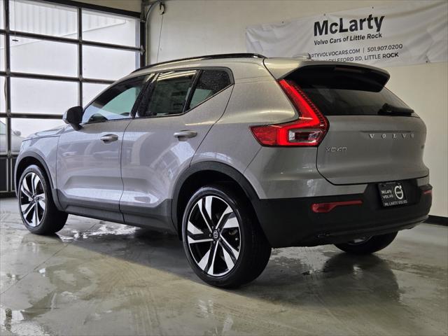 2026 Volvo XC40 B4 Plus