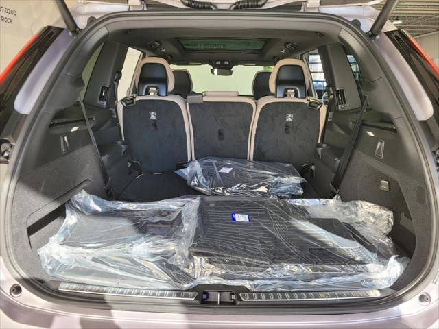 2026 Volvo XC90 B6 Core