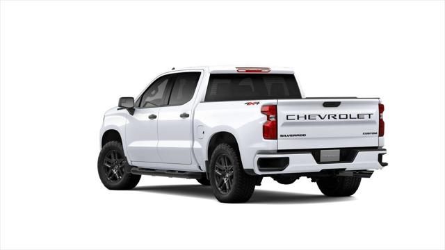 2026 Chevrolet Silverado 1500 4WD Crew Cab Short Bed Custom