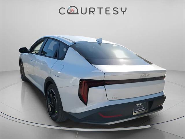 2025 Kia K4 EX