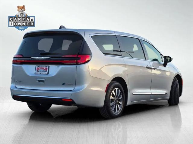 2023 Chrysler Pacifica Hybrid Limited