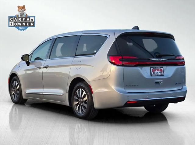 2023 Chrysler Pacifica Hybrid Limited
