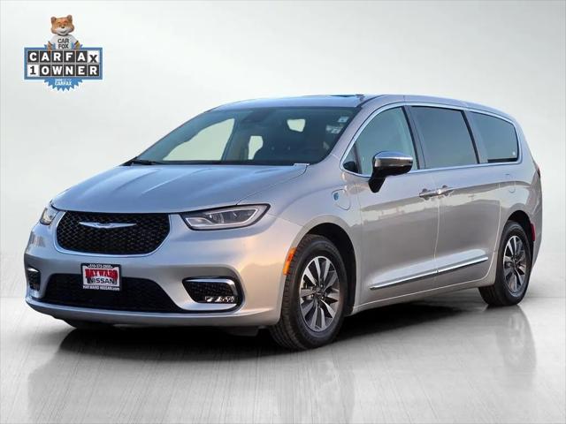 2023 Chrysler Pacifica Hybrid Limited