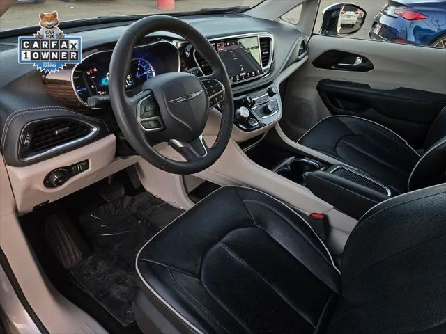 2023 Chrysler Pacifica Hybrid Limited