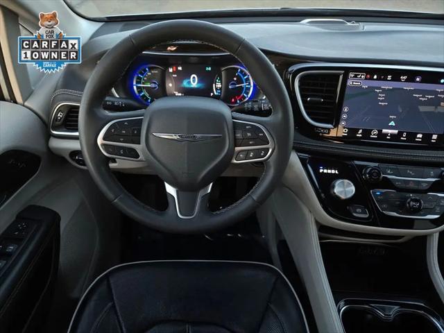 2023 Chrysler Pacifica Hybrid Limited