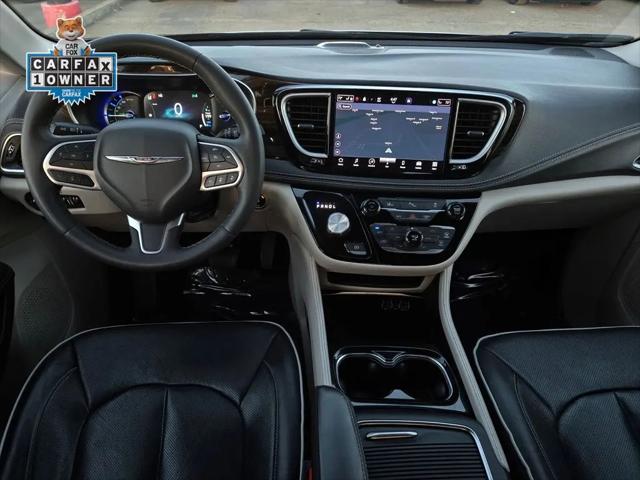 2023 Chrysler Pacifica Hybrid Limited