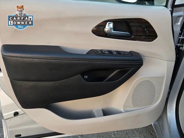 2023 Chrysler Pacifica Hybrid Limited
