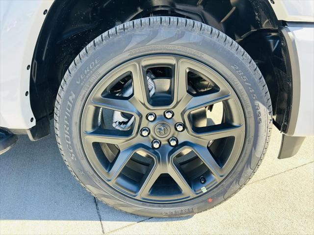 2026 Ram 1500 Laramie Crew Cab 4x4 5'7" Box