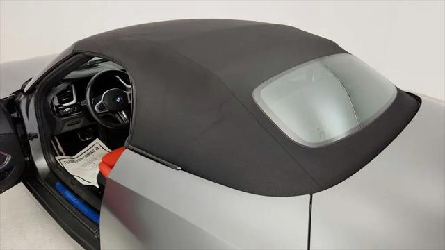 2025 BMW Z4 M40i