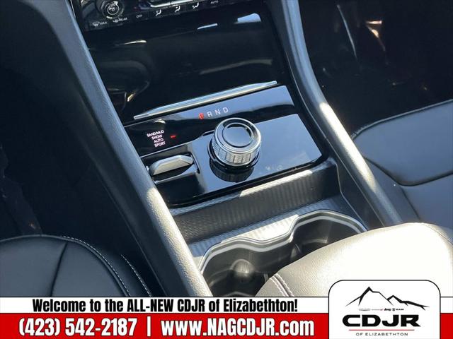 2025 Jeep Grand Cherokee L Limited 4x4