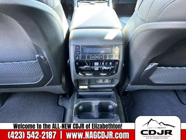2025 Jeep Grand Cherokee L Limited 4x4