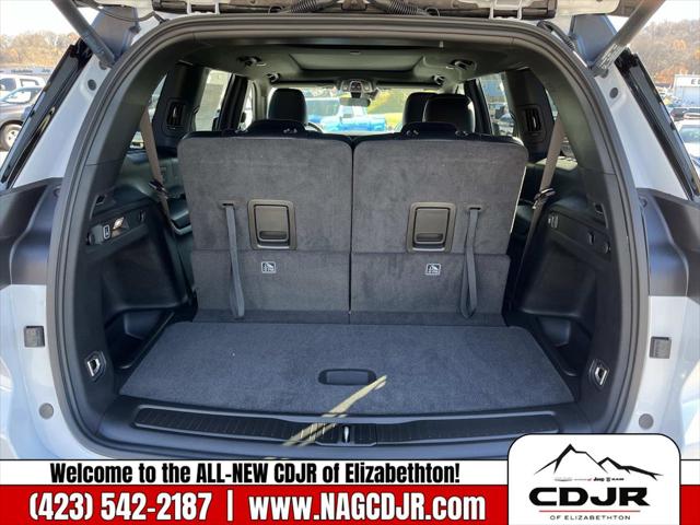 2025 Jeep Grand Cherokee L Limited 4x4