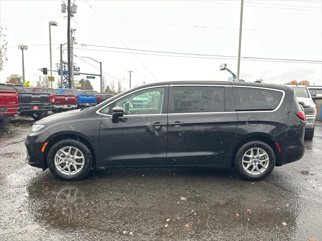 2024 Chrysler Pacifica Touring L 2024 Chrysler Pacifica Touring L