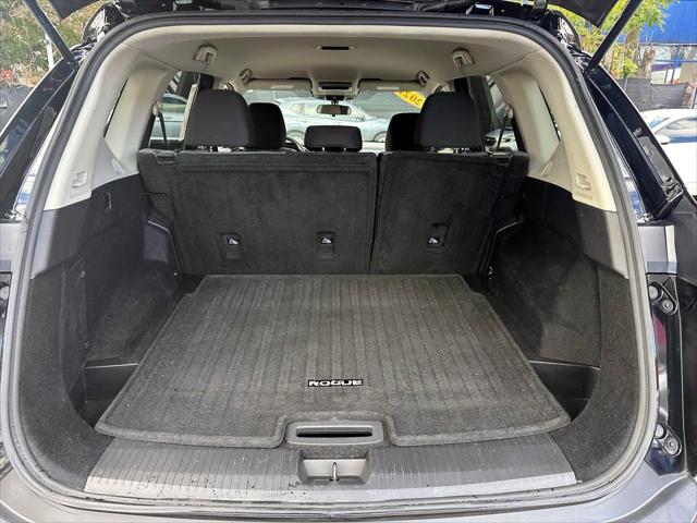 2021 Nissan Rogue SV Intelligent AWD [11]