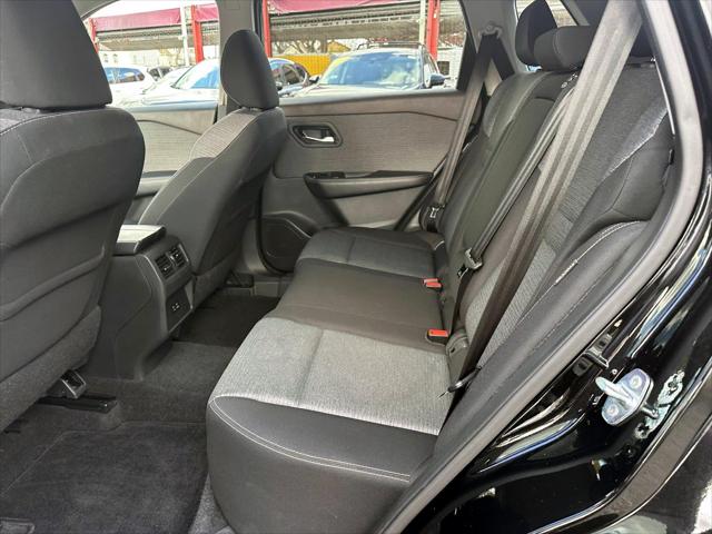 2021 Nissan Rogue SV Intelligent AWD [13]