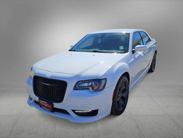 2022 Chrysler 300 Touring L