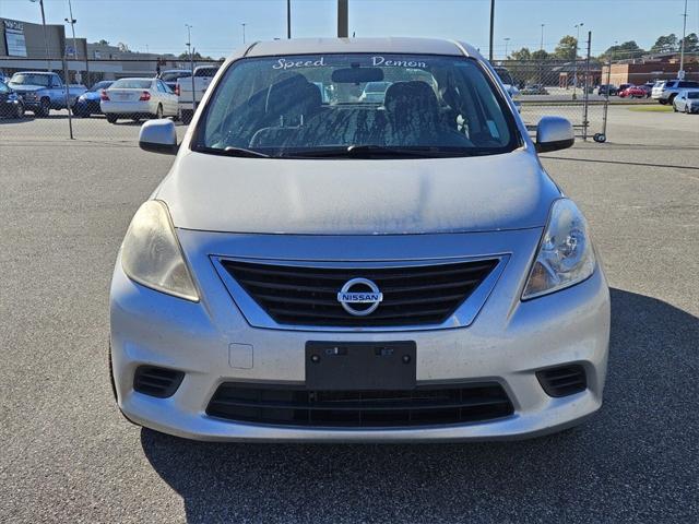 2014 Nissan Versa 1.6 SV 2014 Nissan Versa 1.6 SV