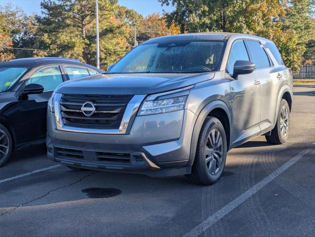 2022 Nissan Pathfinder S 4WD 2022 Nissan Pathfinder S 4WD