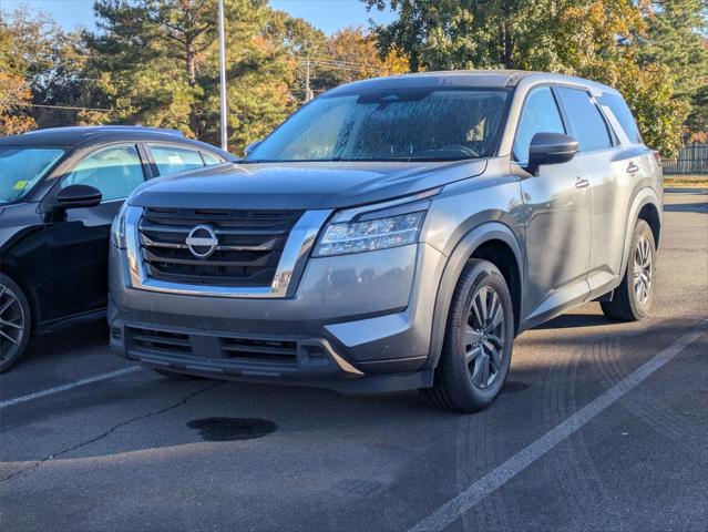 2022 Nissan Pathfinder S 4WD 2022 Nissan Pathfinder S 4WD