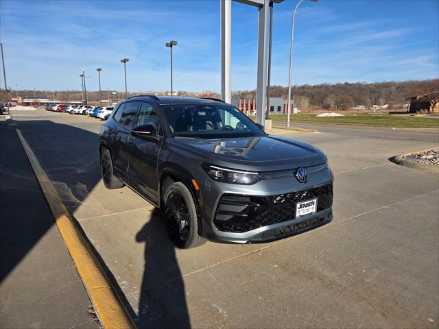 2026 Volkswagen Tiguan SE R-Line Black