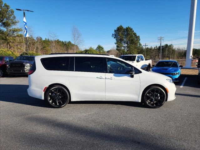 2024 Chrysler Pacifica Limited