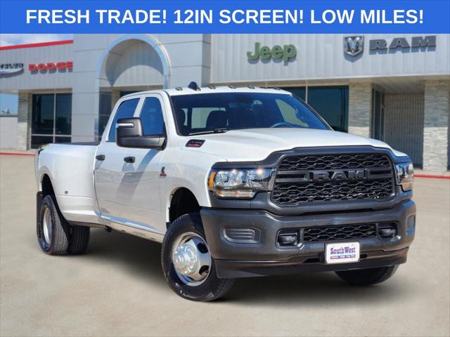 2024 RAM 3500 Tradesman Crew Cab 4x4 8 Box