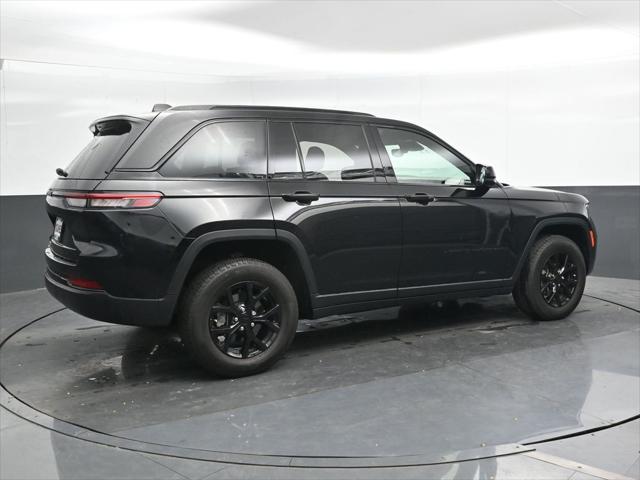 2024 Jeep Grand Cherokee Altitude 4x4 2024 Jeep Grand Cherokee Altitude 4x4