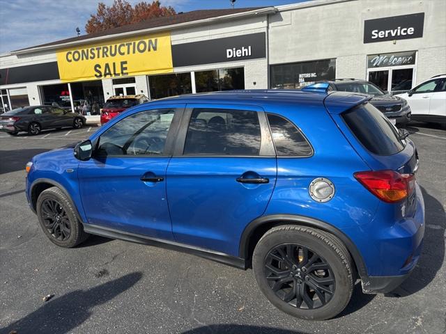 2019 Mitsubishi Outlander Sport 2.0 LE 2019 Mitsubishi Outlander Sport 2.0 LE