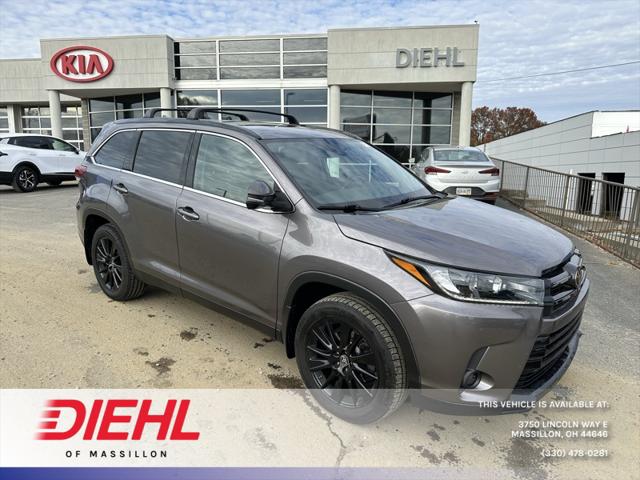 2019 Toyota Highlander SE 2019 Toyota Highlander SE